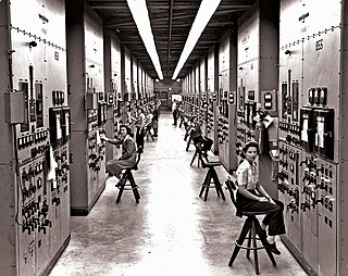 <span class="mw-page-title-main">Calutron Girls</span> Women working on the Manhattan Project