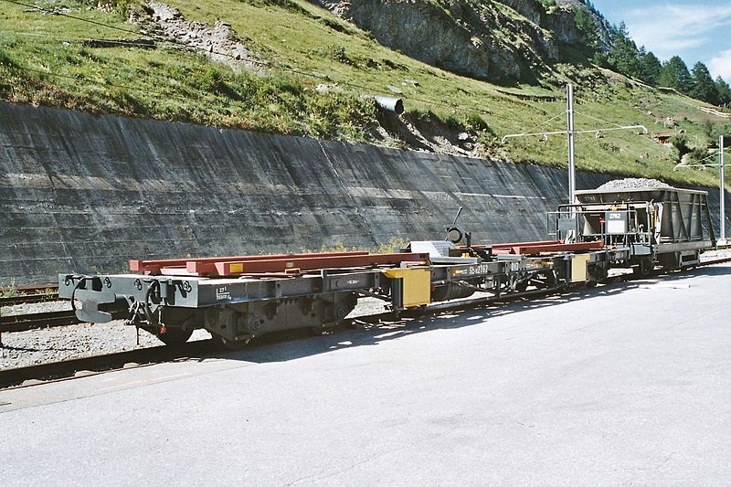 File:Zermatt20020711K214-14.jpg