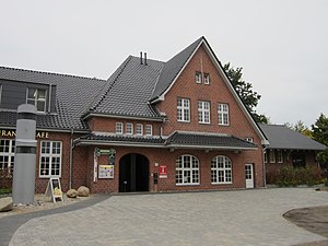 Zingst: Geographie, Geschichte, Bevölkerung