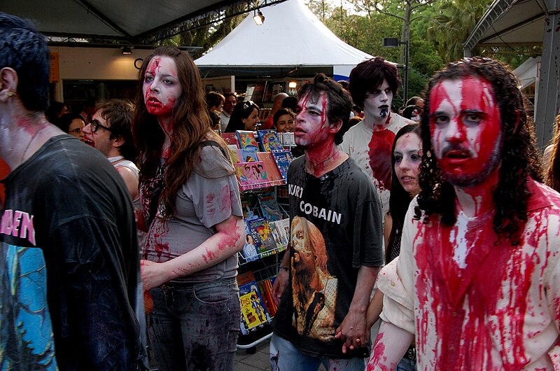 File:Zombies Brasil.jpg