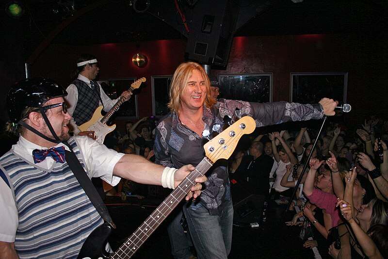 File:"spaz joe elliot".jpg