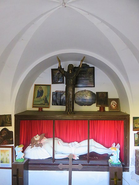 File:' Cappella Sepolcro del Cristo - Santuario della Madonna del Monte - Rovereto 02.jpg