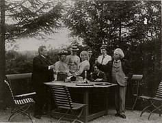 (Adolph og Anna Brodskji at a garden party with Nina og Edvard Grieg at Troldhaugen) (3446752321).jpg