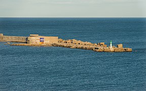 Western end of the Épi Dellon, Sète, Hérault, France. View from Northwest in 2013.