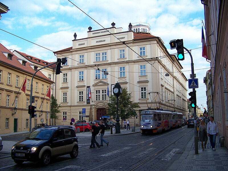 File:České muzeum hudby.jpg