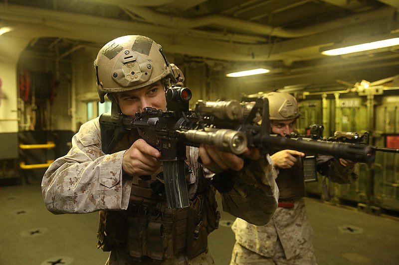 File:11th MEU 140914-M-HM491-004 (15347536182).jpg