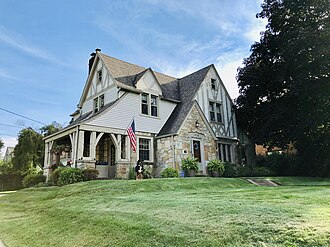 Tudor Revival Home in Ridgewood, Canton Ohio, blt. 1929 178 25th Street NW, Canton.jpg