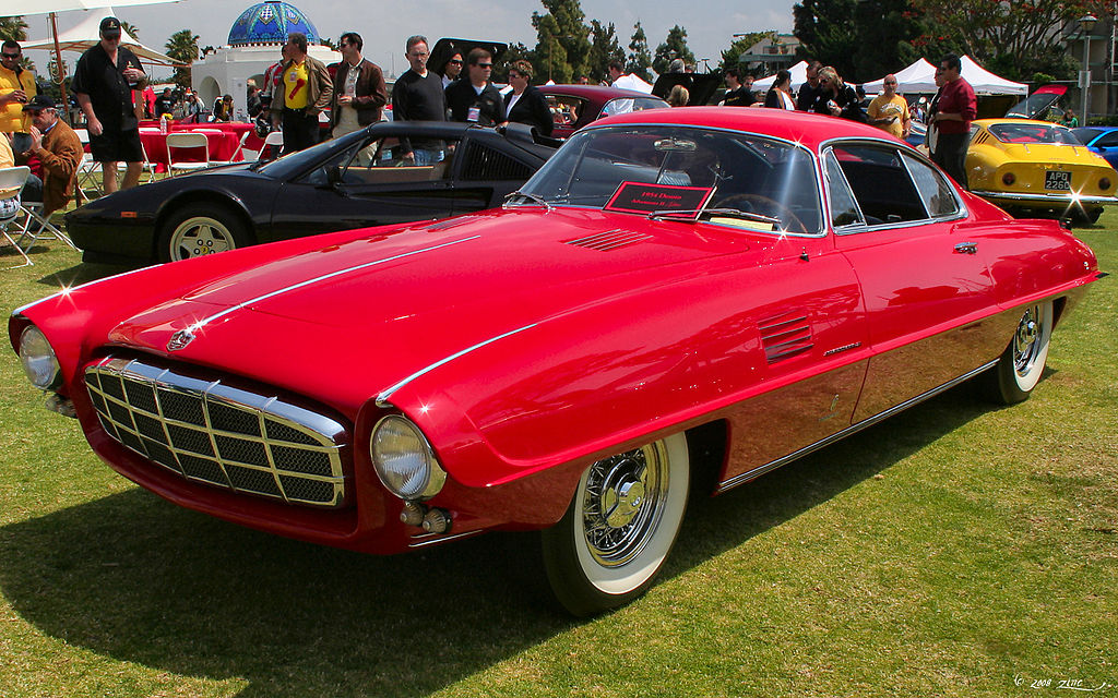 Die Carrozzeria Ghia SpA 1024px-1954_DeSoto_Adventurer_II_Ghia_-_fvl