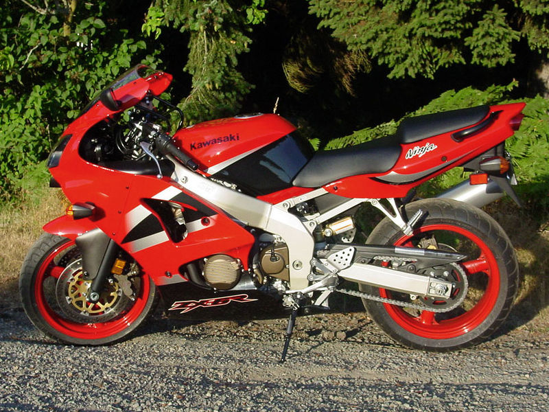 File:2002 kawasaki zx-6r.jpg