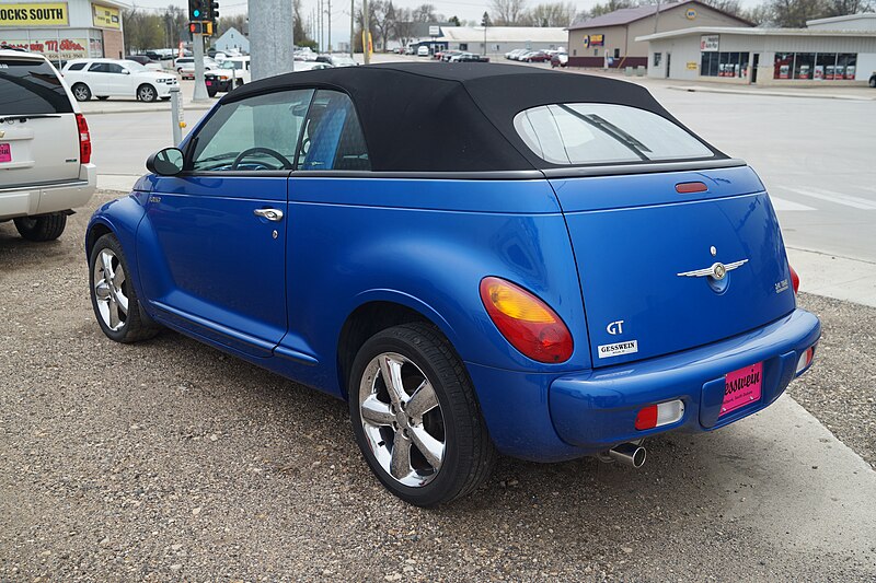 File:2005 Chrysler PT Cruiser GT Convertible Turbo (26153577523).jpg