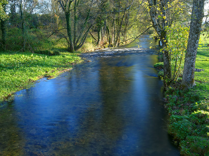 File:2013-10-31 16-13-42 savoureuse-chaux.jpg