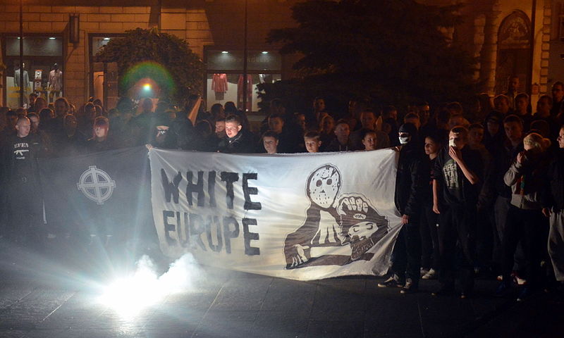 File:2015-10-02 Der anti-islamische Protest in Polen.JPG