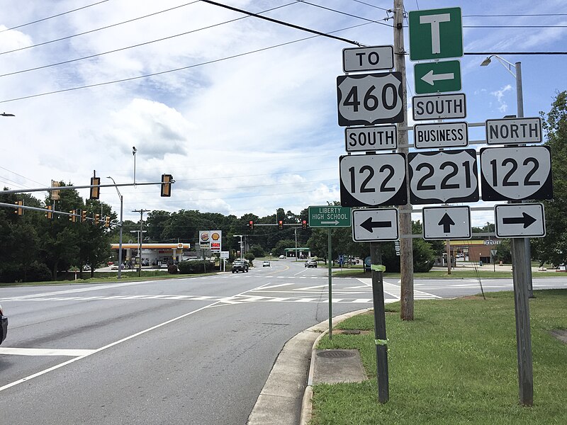 File:2017-06-25 13 26 48 View south along U.S. Route 221 Business and Virginia State Route 122 Business (Longwood Avenue) at U.S. Route 221 (Forest Road) and Virginia State Route 122 (Independence Boulevard) in Bedford, Virginia.jpg