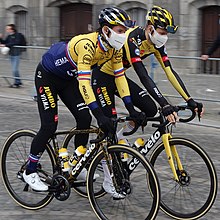 2021 LBL men start team Jumbo-Visma.jpg