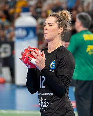 <span class="mw-page-title-main">Bárbara Arenhart</span> Brazilian handball player (born 1986)