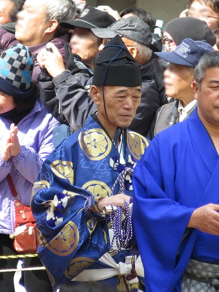 File:39th Inosuke Shikimori in Sumiyoshi Taisha (1) IMG 1474-2 20130302.JPG