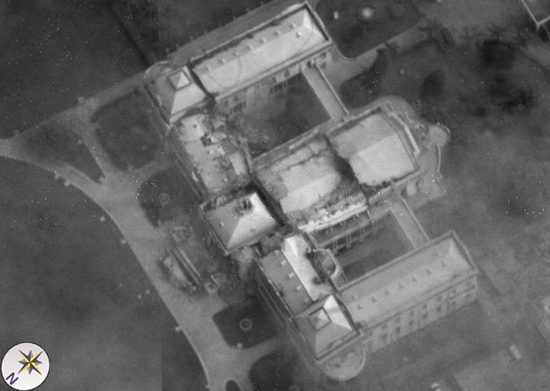 File:Aerial view of Haitian Presidential Palace from Global Hawk 2010-01-14.jpg
