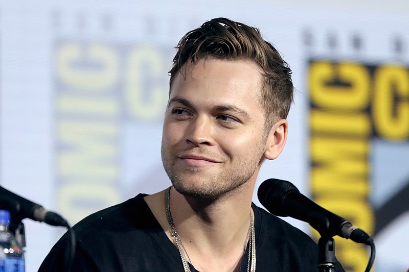 File:Alexander Calvert (48478081066).jpg