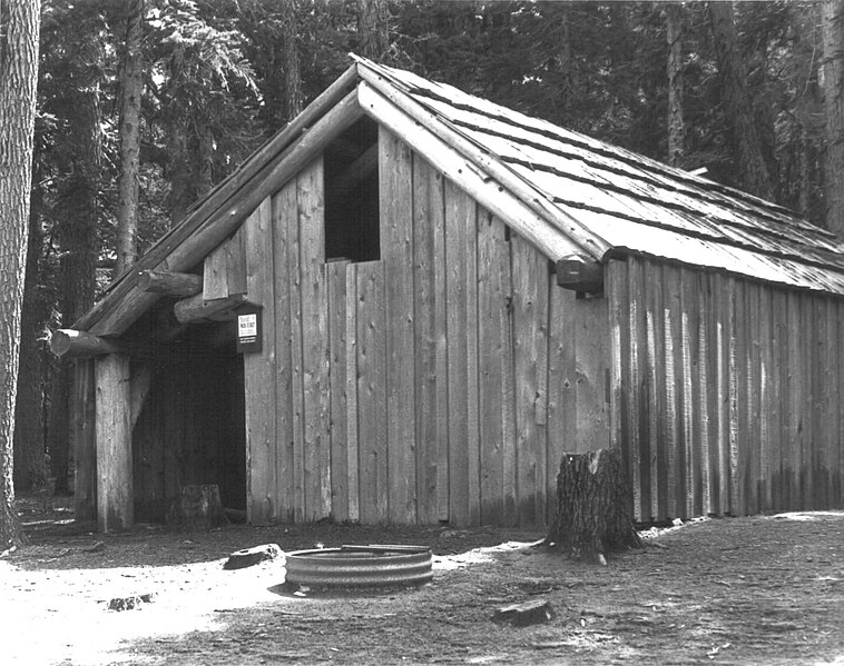 File:American Legion cookshed - Cloud Cap Tilly Jane HD Oregon.jpg