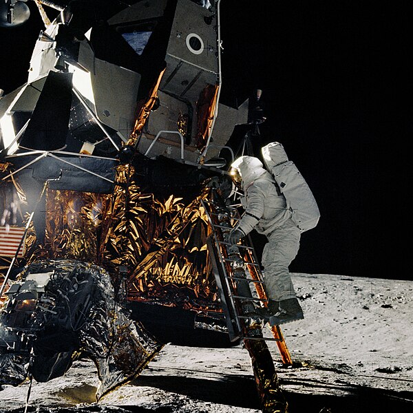 File:Astronaut Alan L. Bean is about to step off the ladder of the Lunar Module (flopped horizontally).jpg