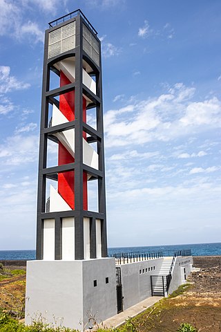 <span class="mw-page-title-main">Puerto de la Cruz Lighthouse</span> Lighthouse on Tenerife, Spain