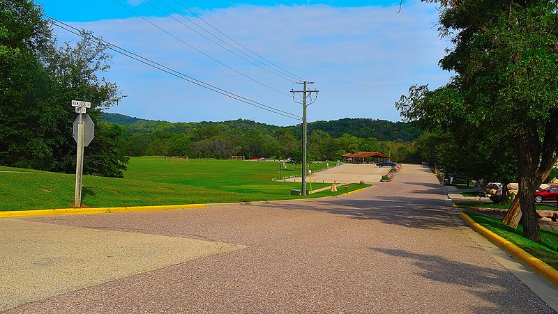 File:August Derleth Park - panoramio.jpg