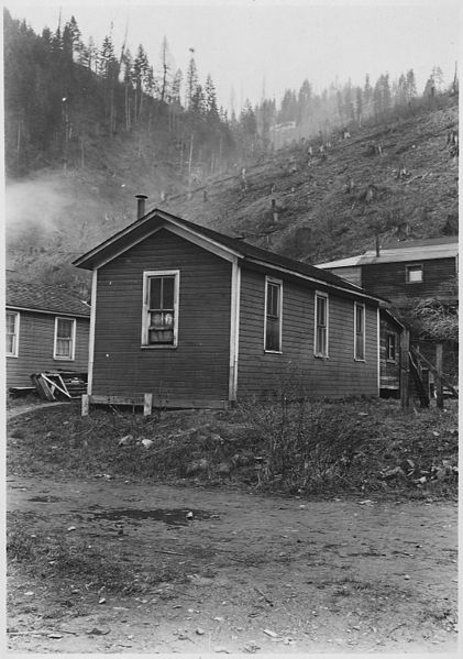 File:Avery, Idaho. Unknown building - NARA - 298410.jpg