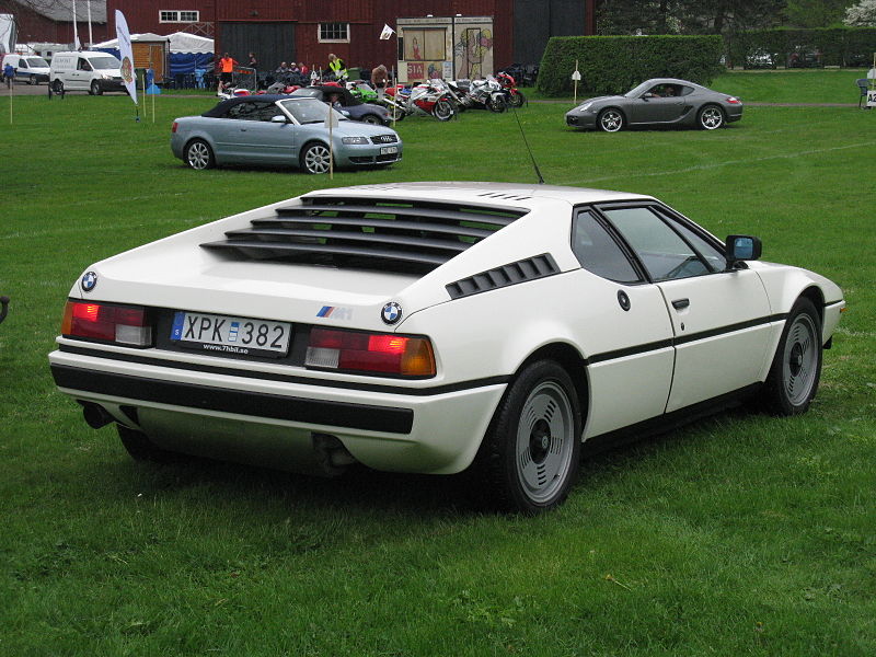 File:BMW M1 (8754868424).jpg