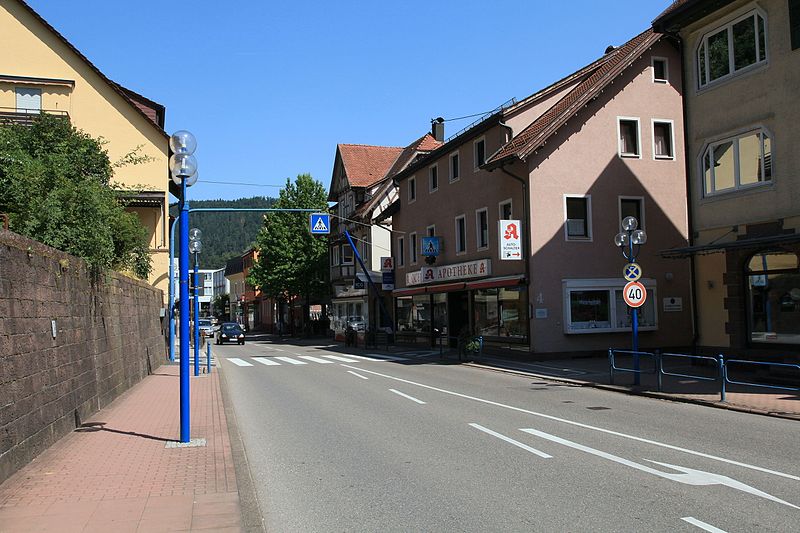 File:Bad Liebenzell - Wilhelmstraße 09 ies.jpg