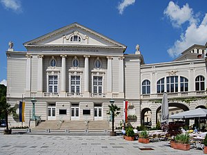 Niederösterreich Baden: Geografie, Geschichte, Bevölkerungsentwicklung