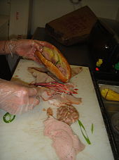 Assembling a bánh mì