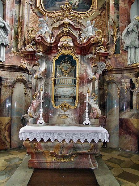 File:BasilikaOttobeurenSeitenaltar06.JPG