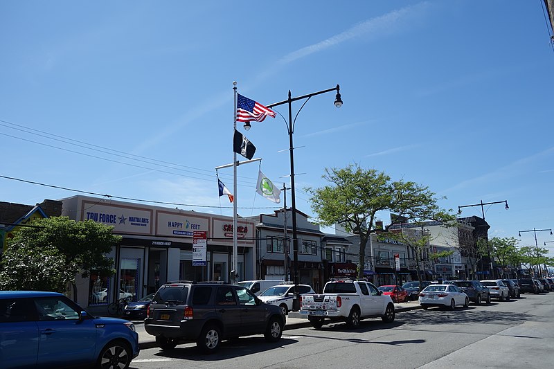 File:Bch 116th St Rockaway Bch Bl td (2019-06-04) 03.jpg