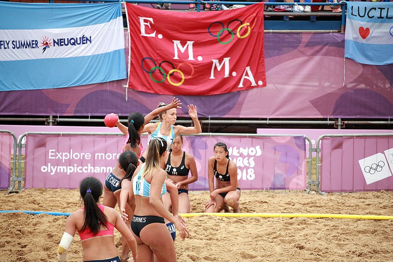 File:Beach handball at the 2018 Summer Youth Olympics – Girls Main Round – TPE-ARG 727.jpg