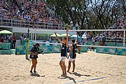 Deutsch: Beachvolleyball bei den Olympischen Jugendspielen 2018; Tag 11, 17. Oktober 2018; Jungen, Spiel um Platz 3 – Argentinien-Ungarn 2:0 (21–15/21–15) English: Beach volleyball at the 2018 Summer Youth Olympics at 17 October 2018 – Bronze Medal Match – Argentina-Hungary 2:0 (21–15/21–15)