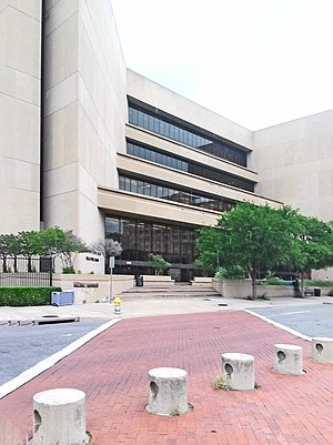Biblioteca Central Dallas.jpg