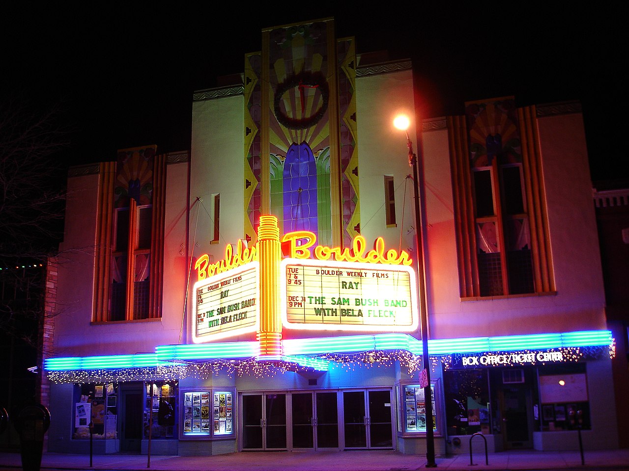 File:Boulder Theater Night.jpg - Wikimedia Commons