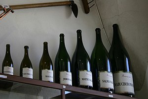 Bouteille De Vin: Histoire, Anatomie, Variation régionale