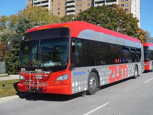 Züm New Flyer XDE40 in October 2010