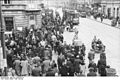 Bundesarchiv Bild 101I-134-0778-18, Polen, Ghetto Warschau, Straßenszene.jpg