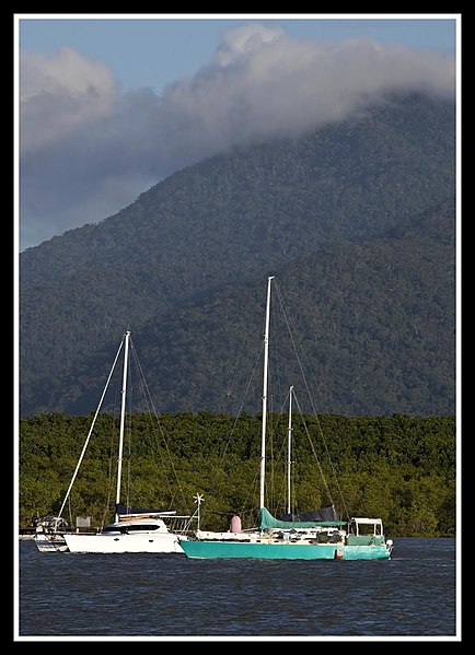 File:Cairns Harbour Sailing Boats-1 (6286820111).jpg