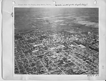 Signal Hill oil field, c. 1941-1947 California - Long Beach - NARA - 23934465.jpg