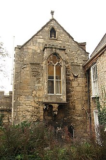 Priests' House of the Cantilupe Chantry, Lincoln Cathedral, built by Nicholas de Cantilupe, 3rd Baron Cantilupe, showing the arms of Cantilupe of Greasley and Zouche of Lubbesthorpe. He also founded Beauvale Priory in 1343 with the consent of his cousin William la Zouche (1299-1352) Archbishop of York Cantilupe Chantry south (geograph 2642107).jpg