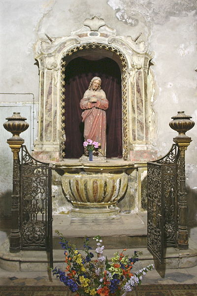 File:Carmes-Chapelle Fonts baptismaux.jpg