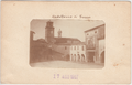 Fotografia della piazza Vittorio Emanuele II con la Torre civica e il vecchio campanile. Porta la data del 17 agosto 1907.