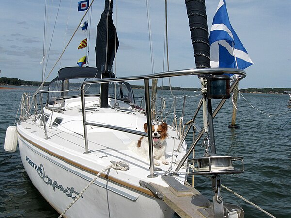 A 1984 Catalina 30 showing the optional tall rig with bowsprit.