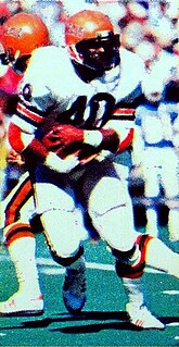 <span class="mw-page-title-main">Charles Alexander (running back)</span> American football player (born 1957)