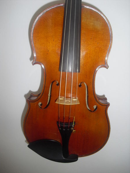 Archivo:Charles Jean Baptiste Collin-Mezin,Violin 1890.JPG