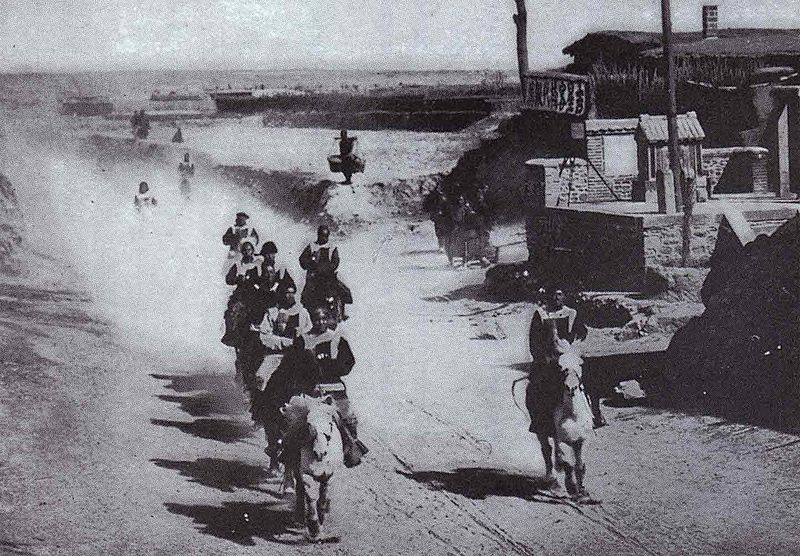 File:Chinese Mounted Bandits during the Battle of Mukden.jpg