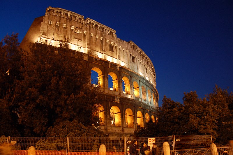 File:Colosseo - panoramio - Michael Paraskevas.jpg